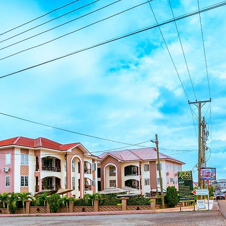 Ibranad Apartments Accra Extérieur photo