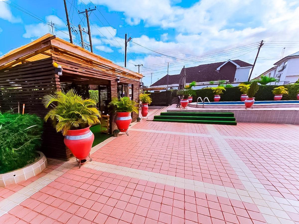 Ibranad Apartments Accra Extérieur photo