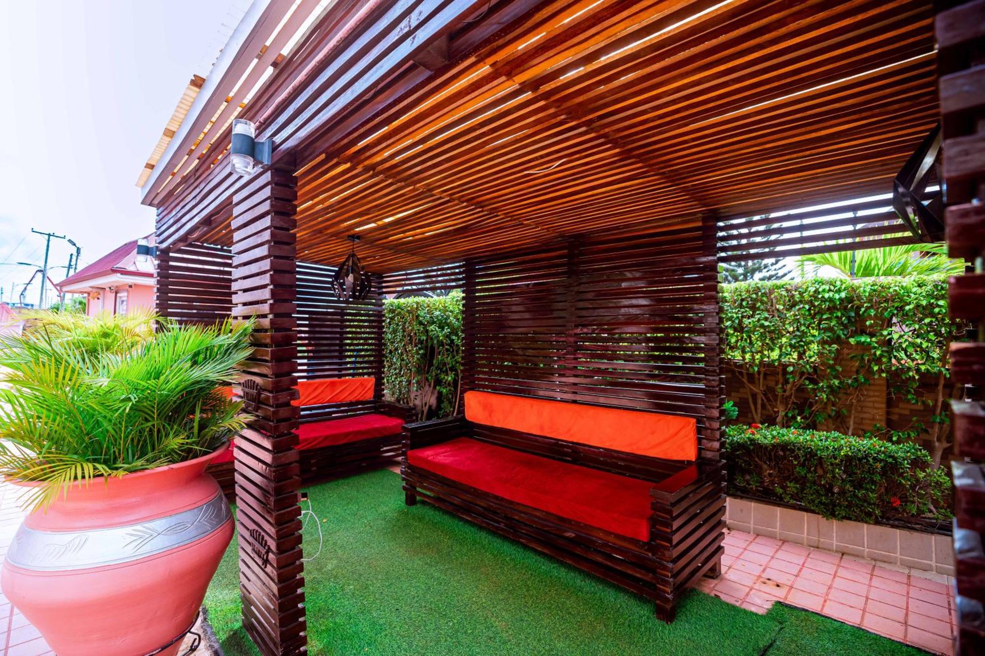 Ibranad Apartments Accra Extérieur photo